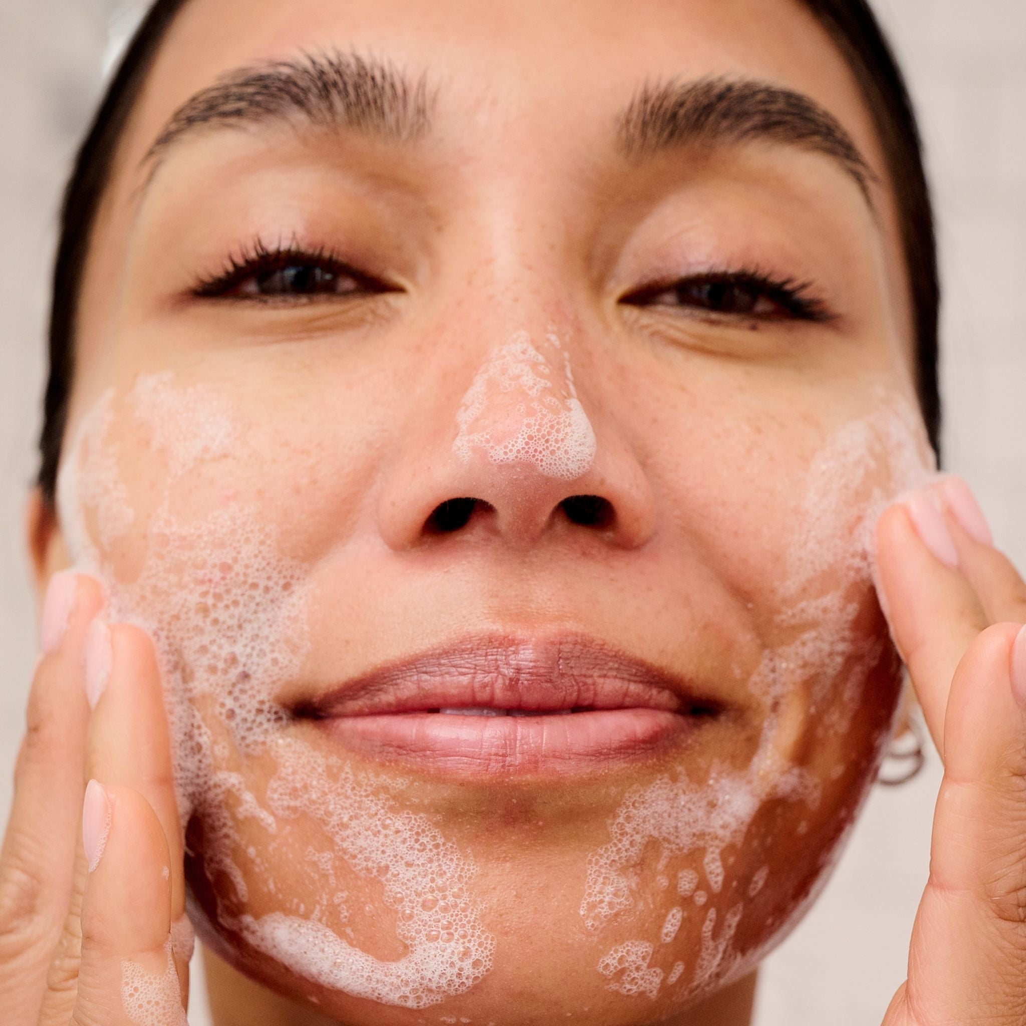 Fab Foaming Exfoliating Cleanser - Image 6